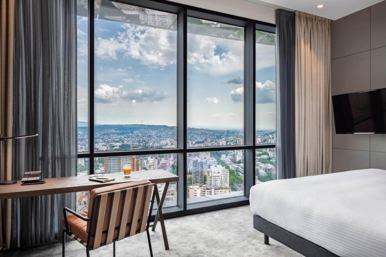 Pullman Tbilisi Axis Towers Hotel Exterior photo A guest room at the hotel