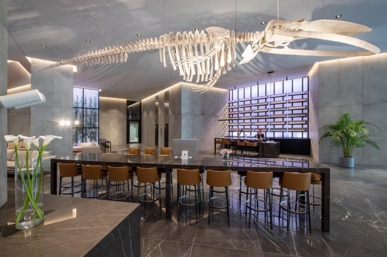Pullman Tbilisi Axis Towers Hotel Exterior photo The lobby of the hotel
