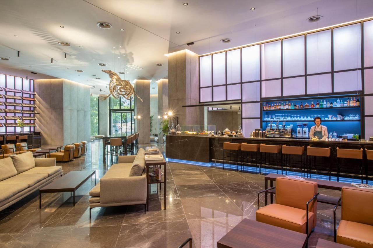 Pullman Tbilisi Axis Towers Hotel Exterior photo The Bar
