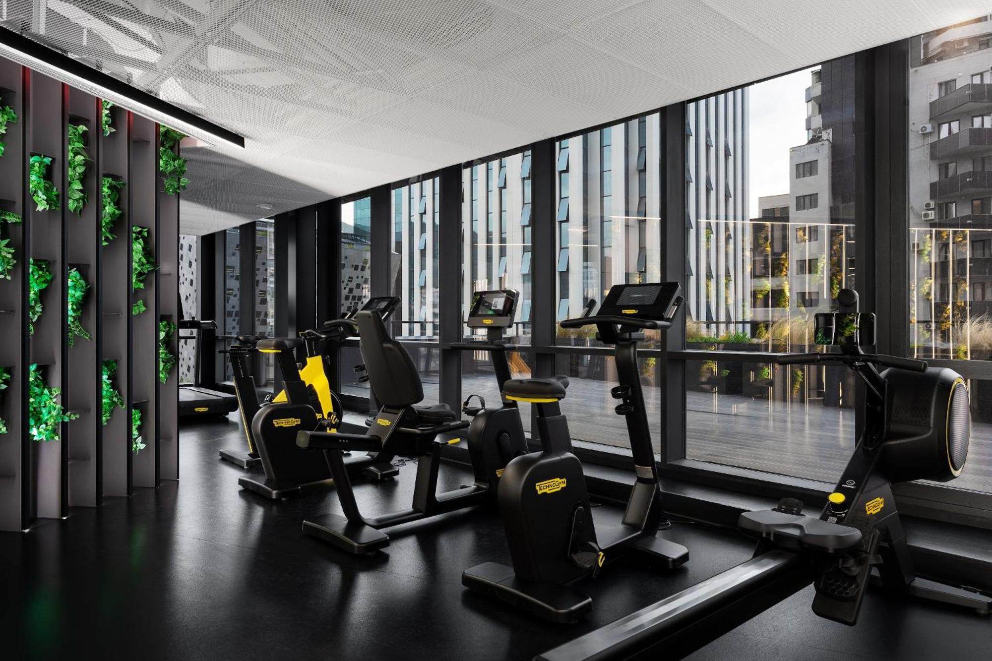 Pullman Tbilisi Axis Towers Hotel Exterior photo The gym at The Standard East Village